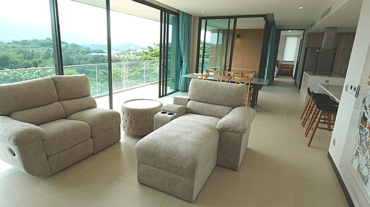 Home staging services for a 190 sqm 3-bedrooms penthouse at Swan Lake Residence in Khao Yai (Thailand)